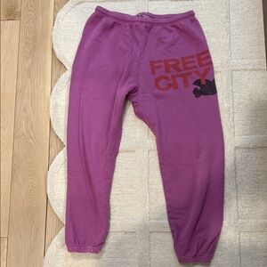 freecity pants size large